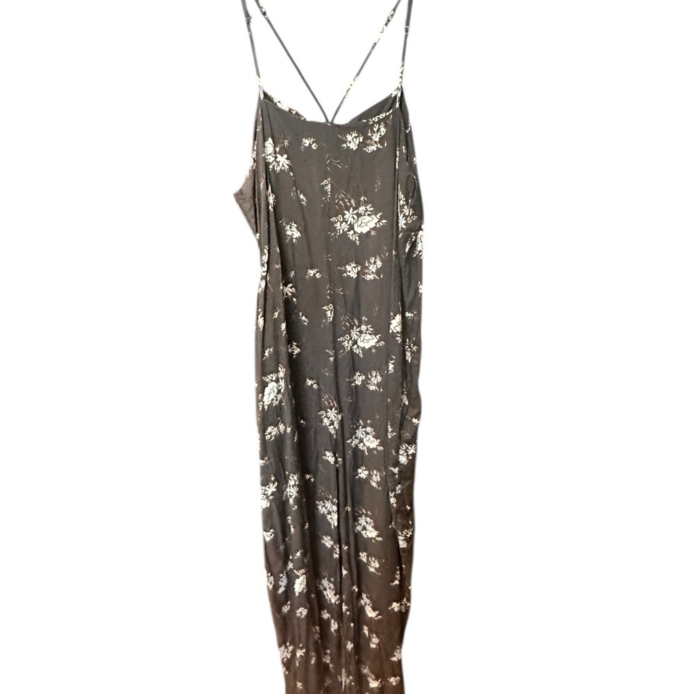 NWT Floral Jumpsuit - Picture 2 of 6